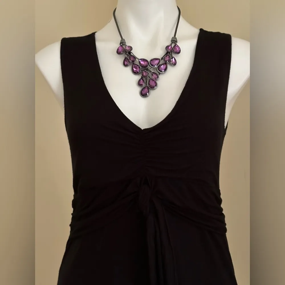Black Sleeveless Summer Top Draped Knotted In Center Sz. L - Image 3