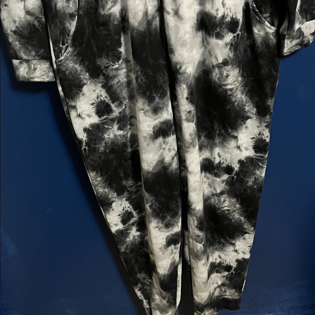 No Boundaries  Hoodie Jumpsuit - Image 4