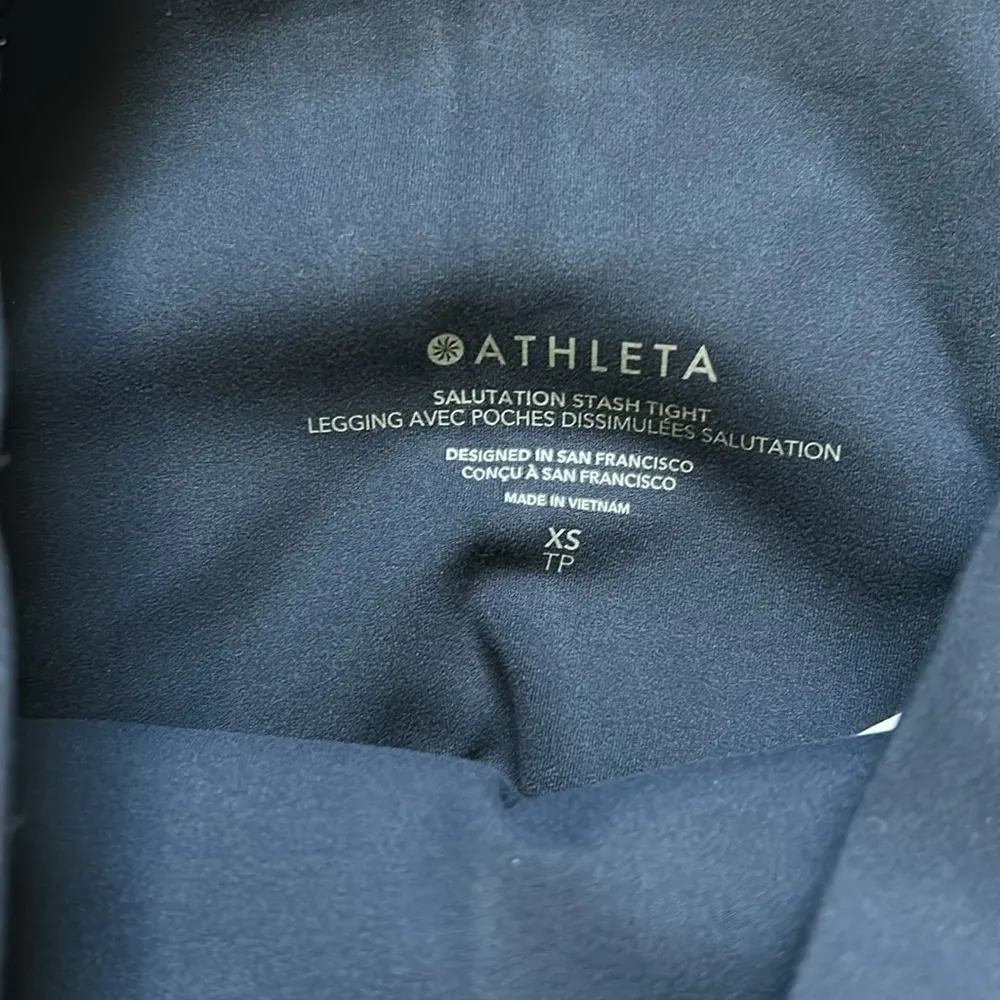 Athleta salutation stash tight leggings - Image 4
