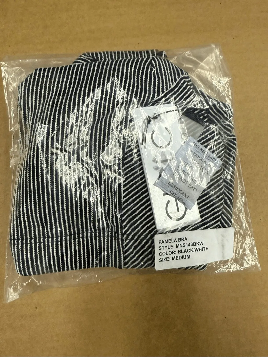 New Gigi C Pamela Black White Mini Stripe Sports Bra M Size M - Image 2