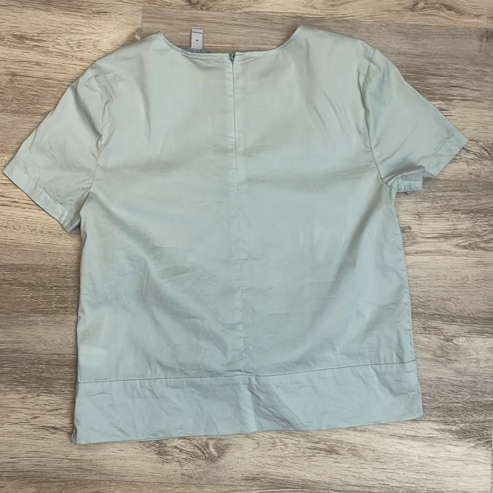 Gray Powder Blue Short Sleeve Zip Back Tie Front Blouse Size Medium - Image 5
