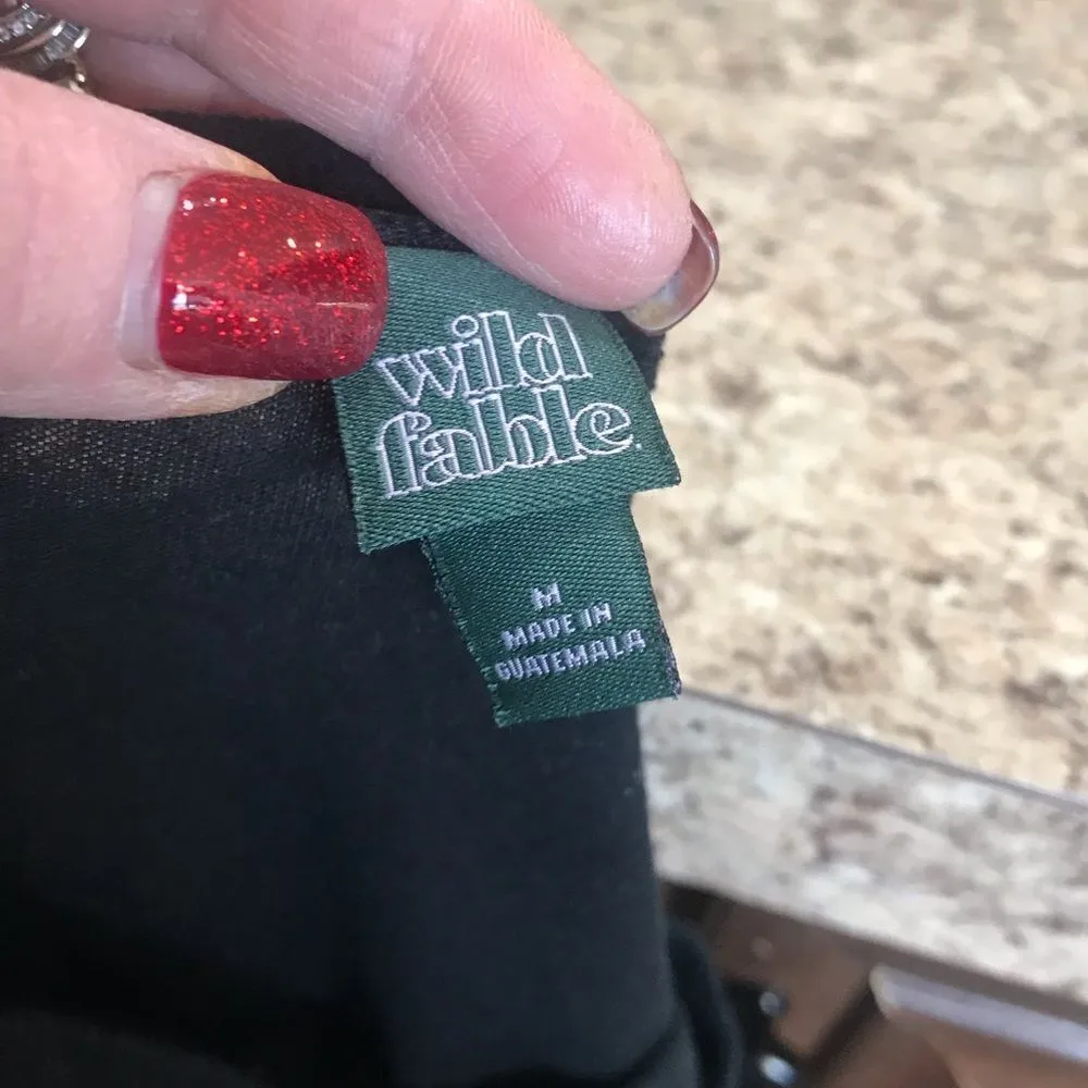 Wild fable size medium short sleeve black T-shirt - Image 5