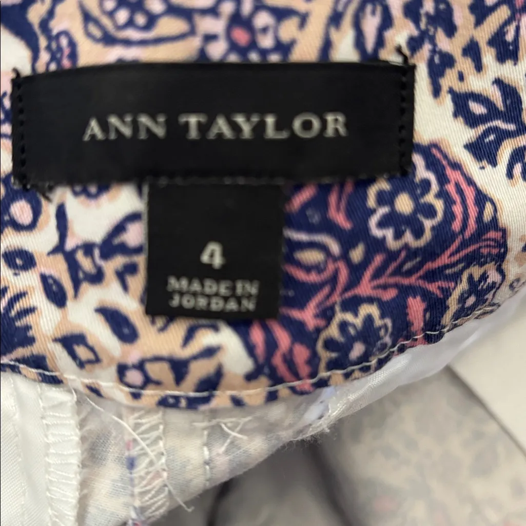 Ann Taylor size 4 shorts - Image 4