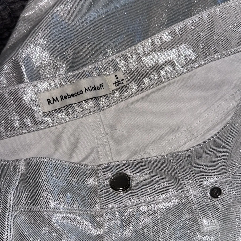 NEW REBECCA MINKOFF SILVER METALLIC JEANS  SZ--8 - Image 4