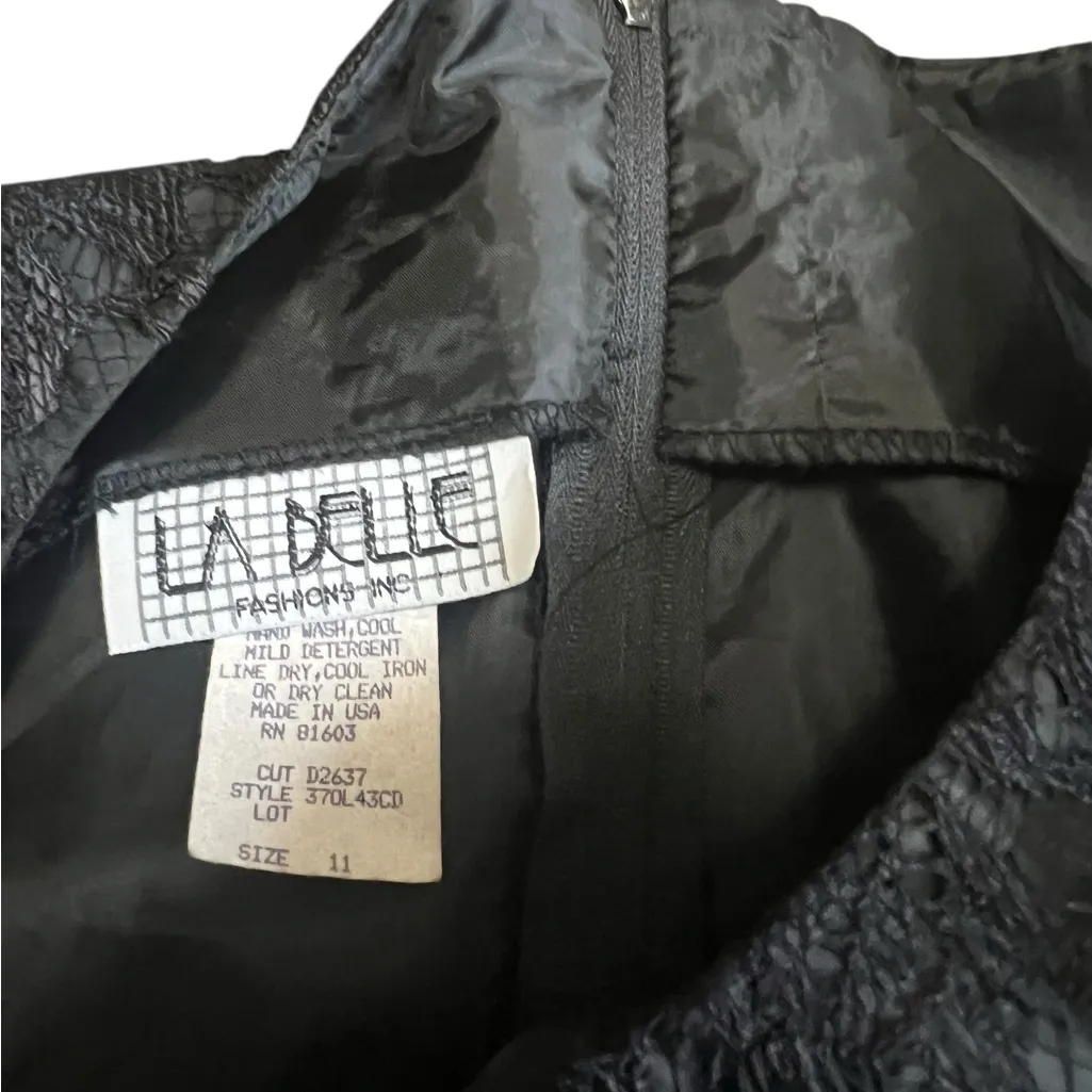 Elegant Black Lace Dress 1990’s Size undefined - Image 2