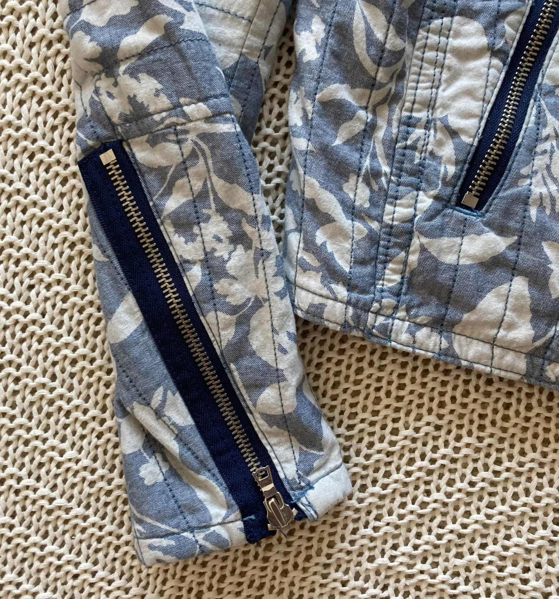 Floral Print Quilted Moto Jacket - Image 3