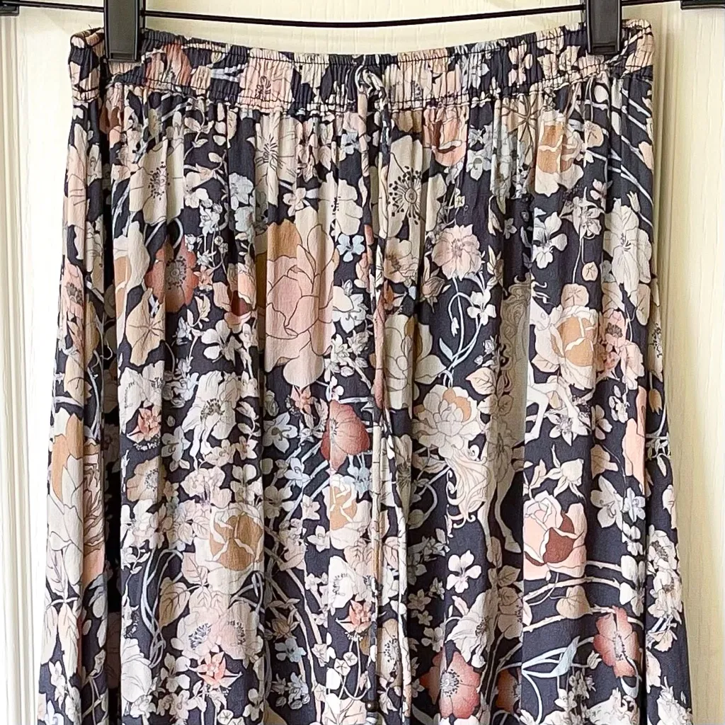 Spell Amethyst Maxi Skirt Boho Tiered Floral Nightfall Small EUC Blue - Image 4