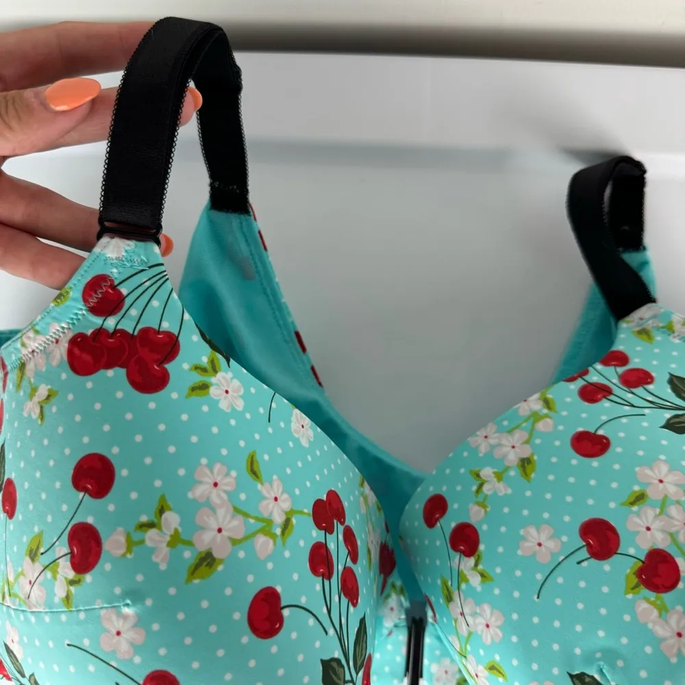 Torrid Perfect Tshirt Front Close Bra Sz 48DD Cherry Blossom Floral Lined - Image 7