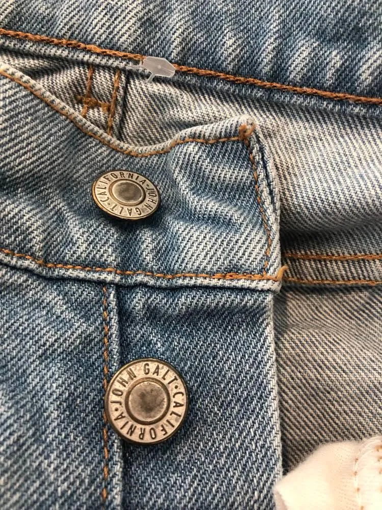 Brandy Melville Light Wash Mom Jean Shorts  - Image 6