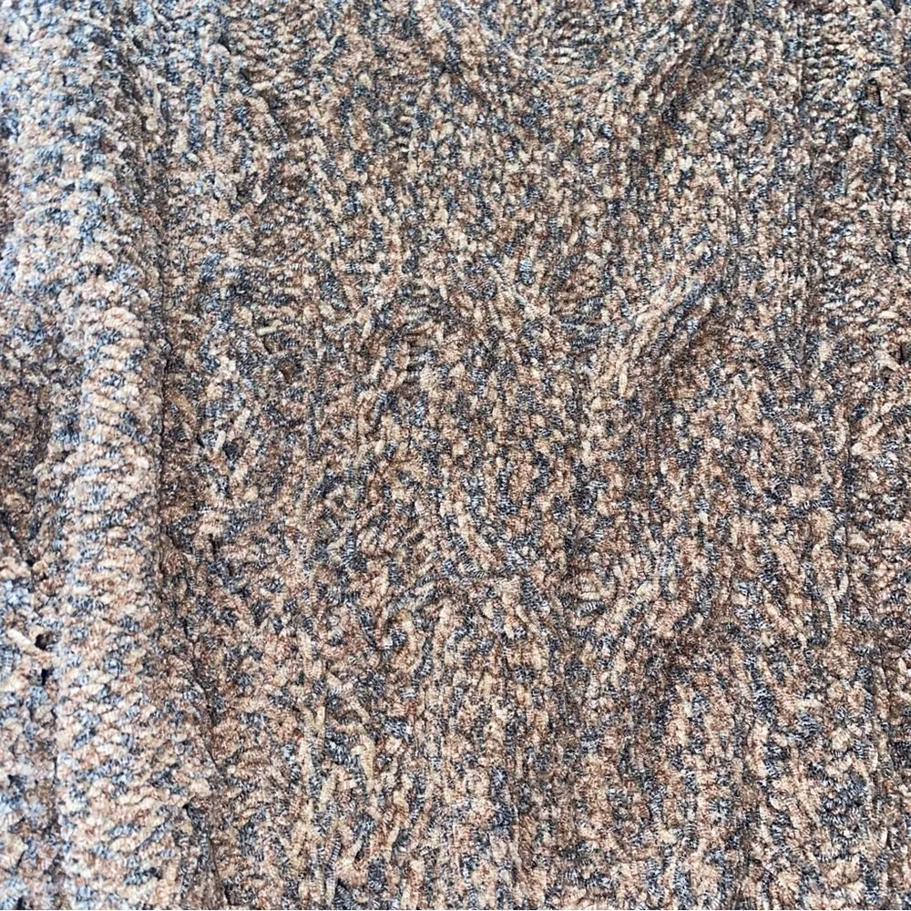 Kori Sweater Women’s Small - Image 3