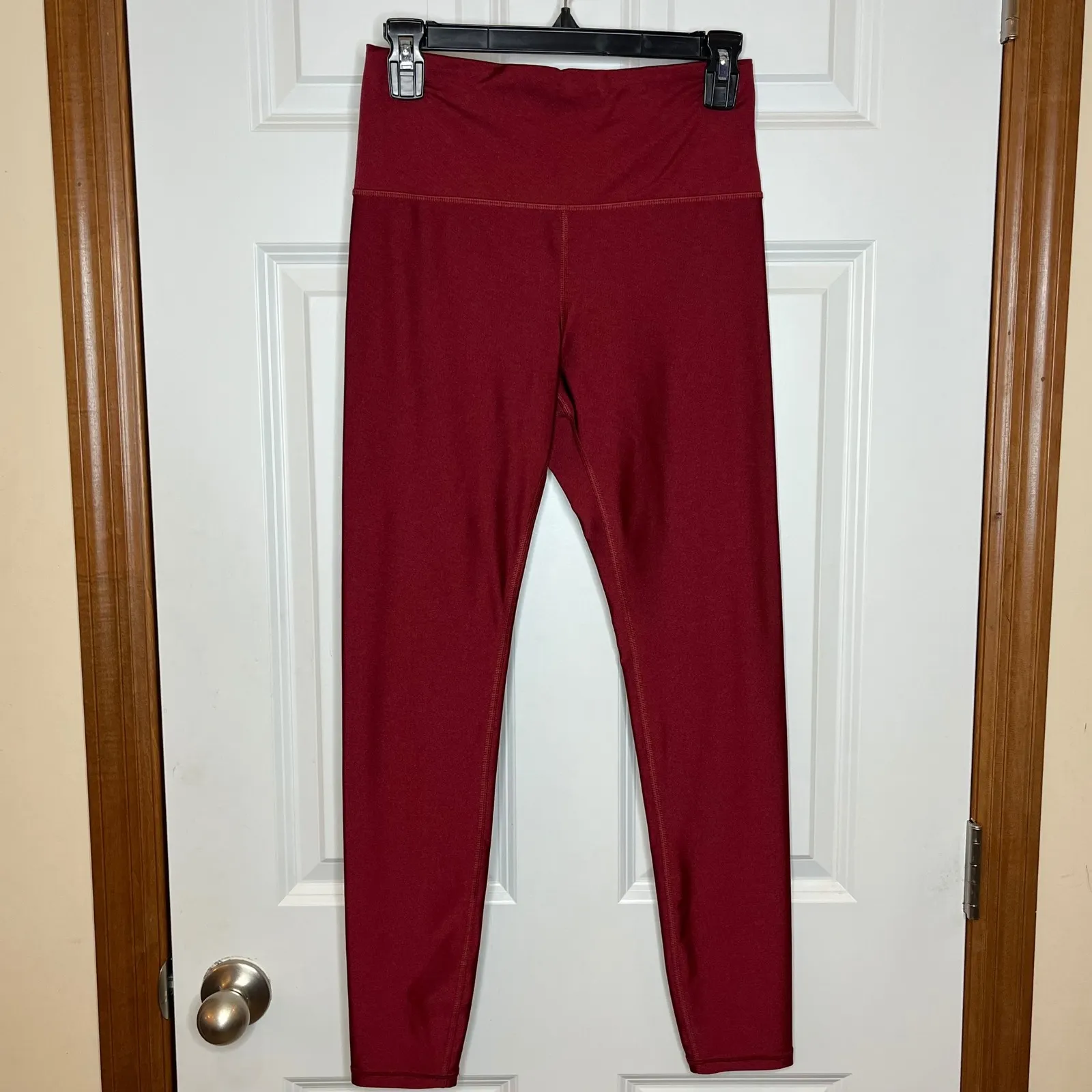 Athleta Medium Elation Shine Tight Lustre Legging Red Athleisure Workout Yoga - Image 3