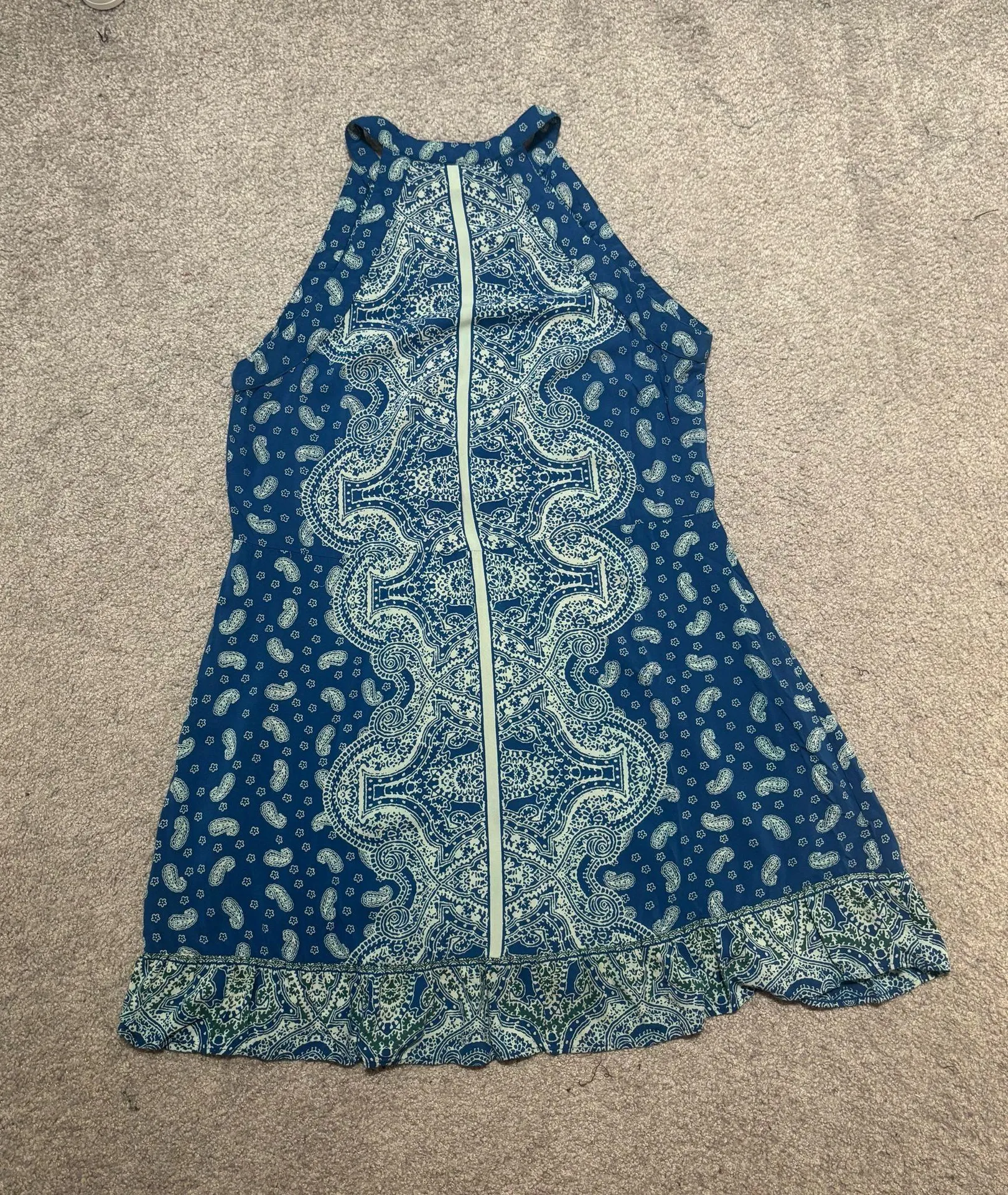 Mi Ami Blue and White Paisley Dress - Image 7