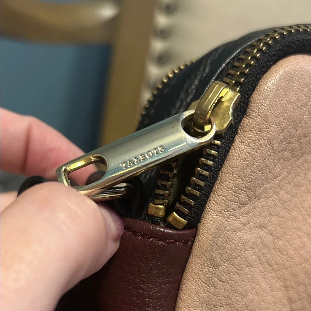 Talbots Pink, Maroon and Black Pebbled Leather Crossbody Bag - Image 2