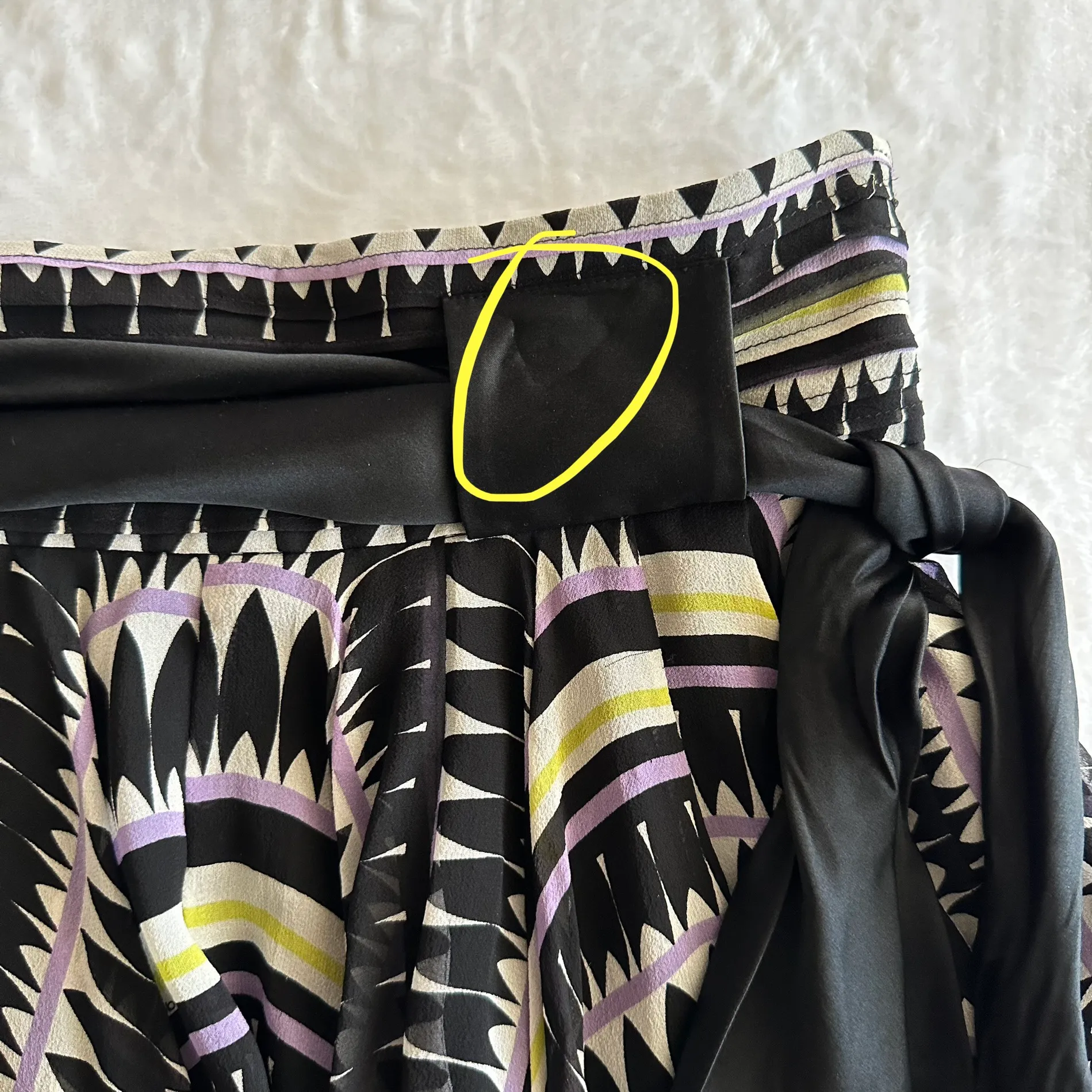 Vintage  Tie Skirt - Image 5