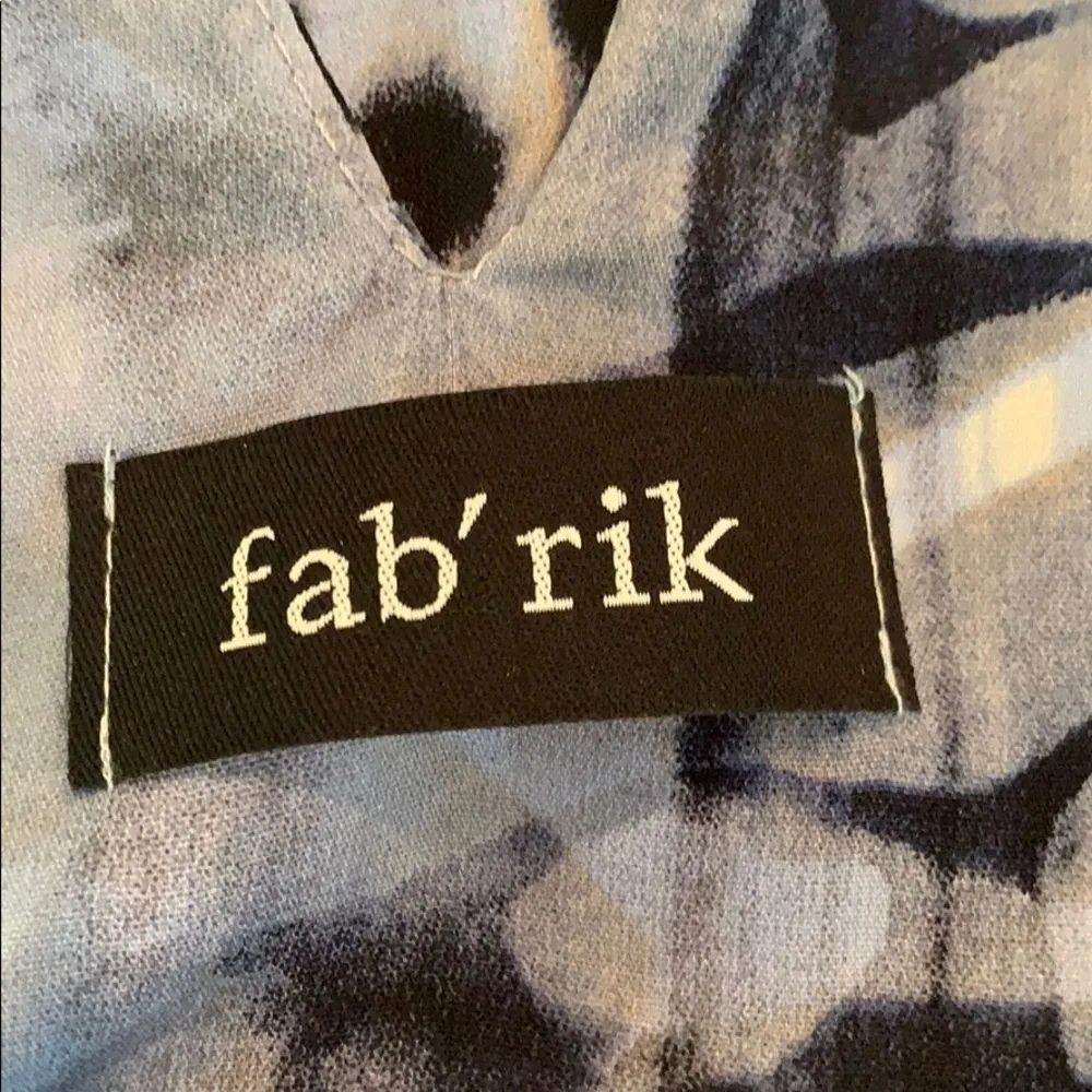 fab’rik NWOT snakeskin/animal print swing dress - Image 5