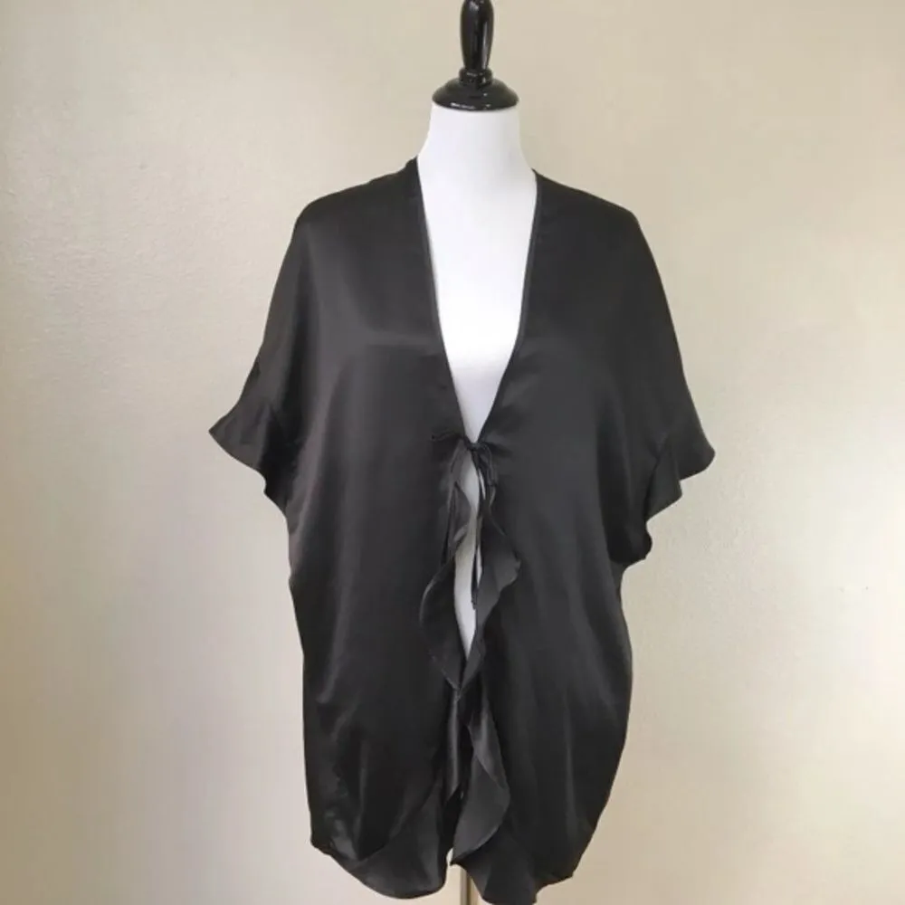 ✨ Victoria's Secret Black Satin Kimono Very Wrap One Size Ruffle Robe ✨ - Image 4