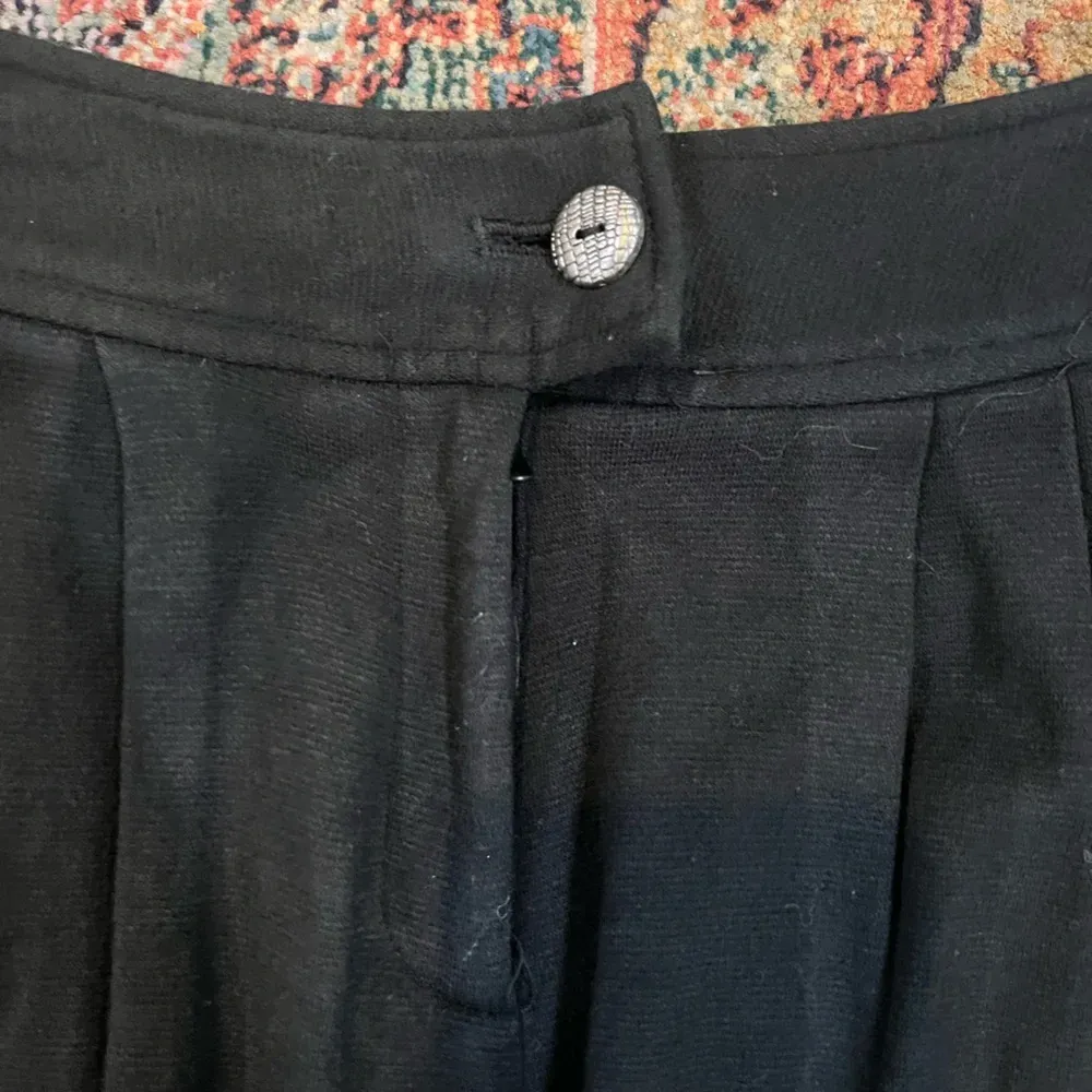 FINAL PRICE Viola Per Donna Balloon Shorts Black Size undefined - Image 4