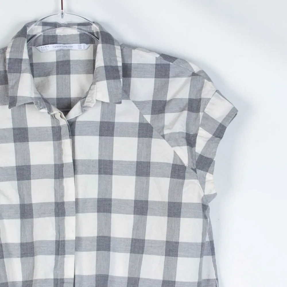 3 for $25 Zara Gingham Button Front Top Size‎ Medium - Image 2