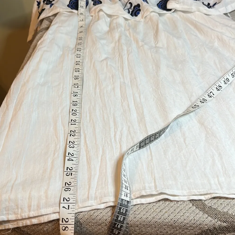 Paper crane cold shoulder white/blue floral embroidery neckline white mini dress - Image 10