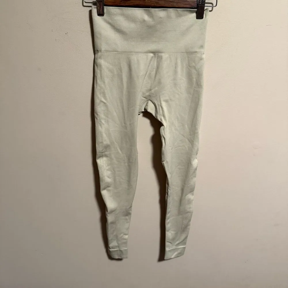 Set Active Sculptflex Beige Oat Milk Compression Legging Seamless- Size XS - Image 2