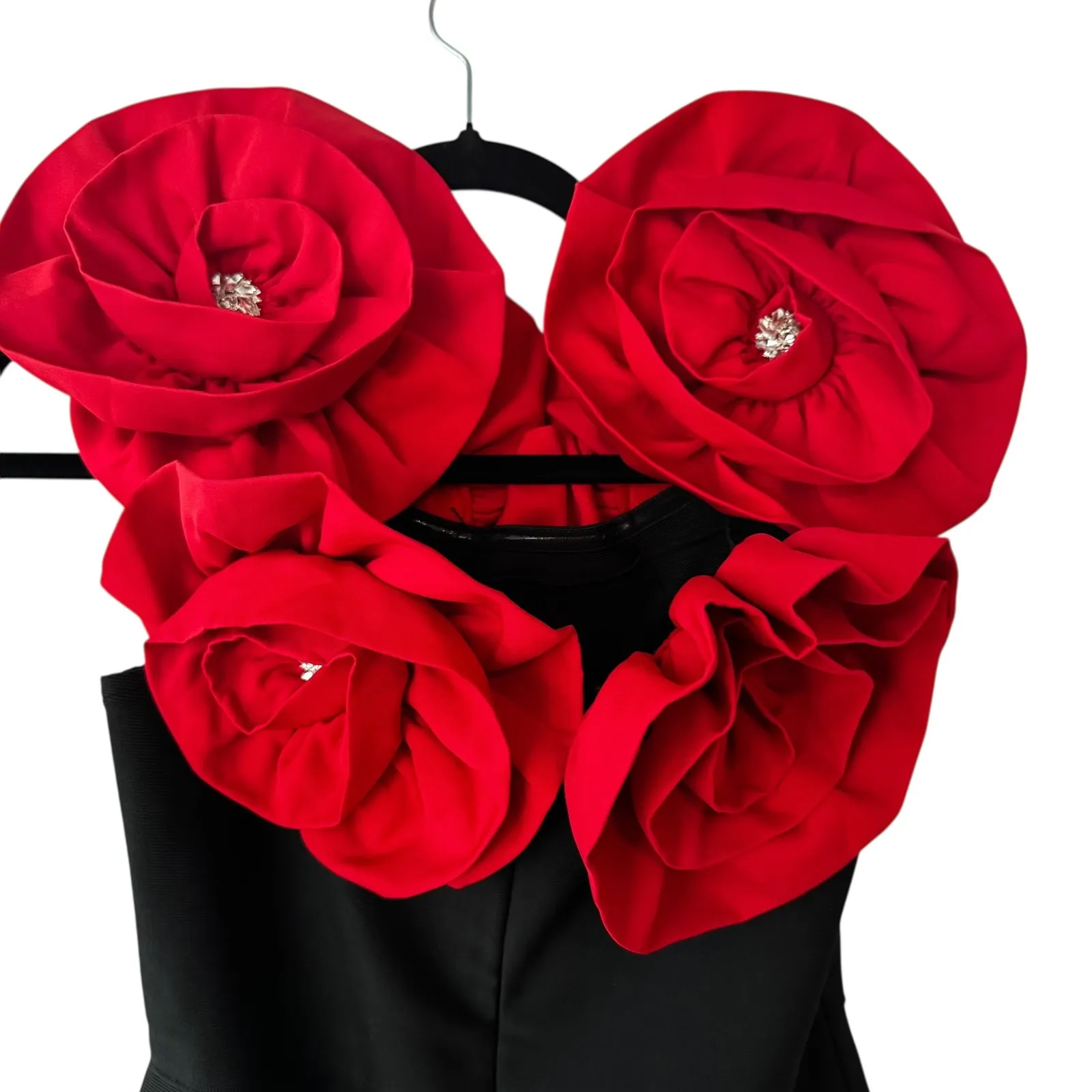 Stunning Black Off Shoulder Maxi Dress with Red Floral Appliques Evening Gown Size L - Image 10