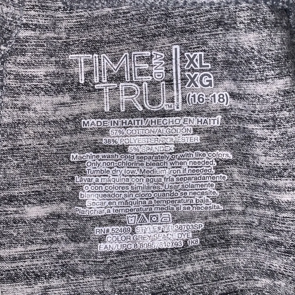 Time & Tru grey capri athletic leggings XL - Image 7
