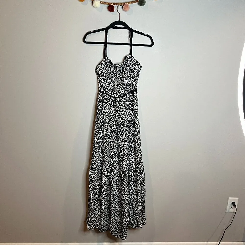 NWT Lulu's Kind Heart Black Floral Print Tiered Lace-Up Midi Dress - Image 3