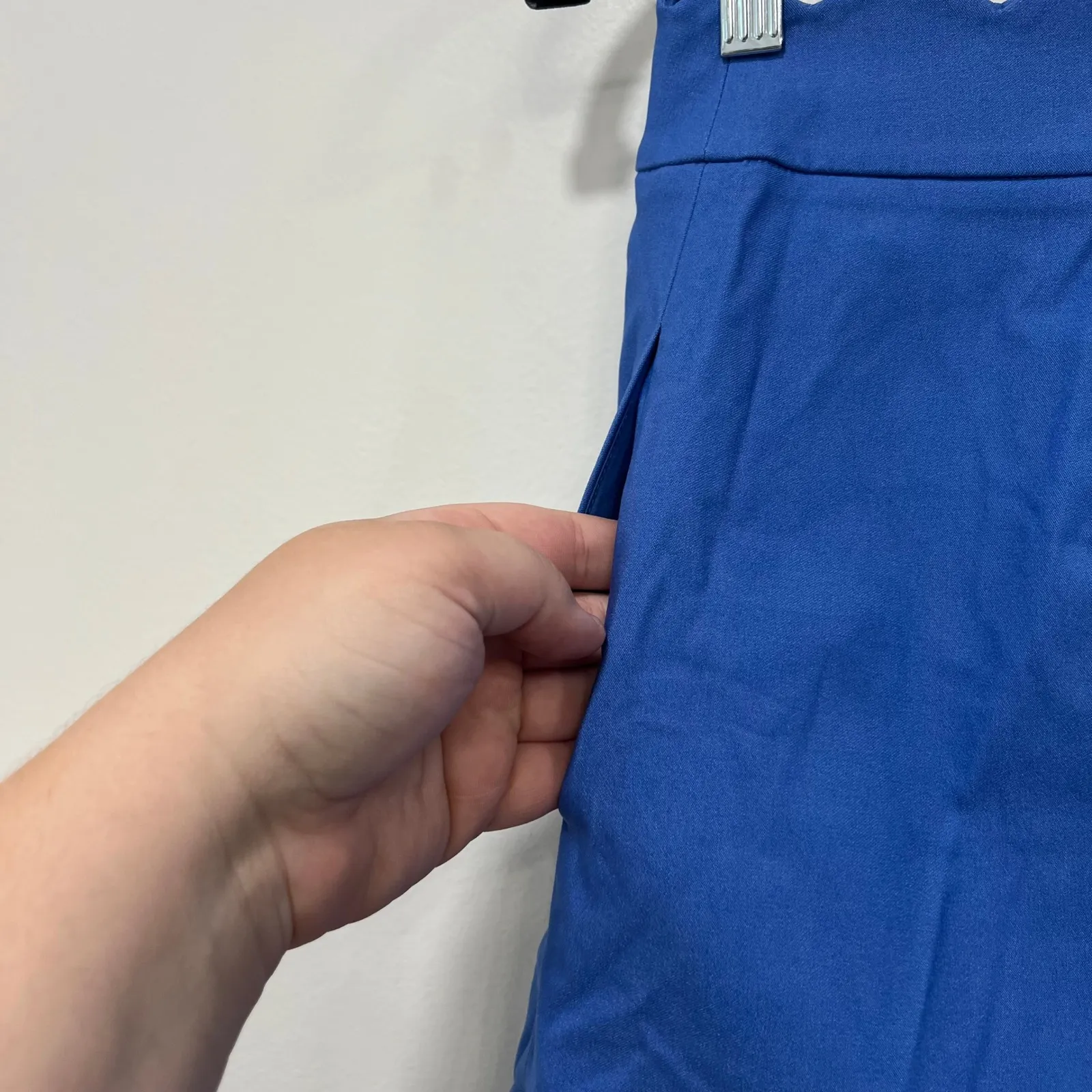 J Mclaughlin Cameron Skirt 4‎ NWT $158 Scalloped Solid Vista Blue Solid Knee - Image 2