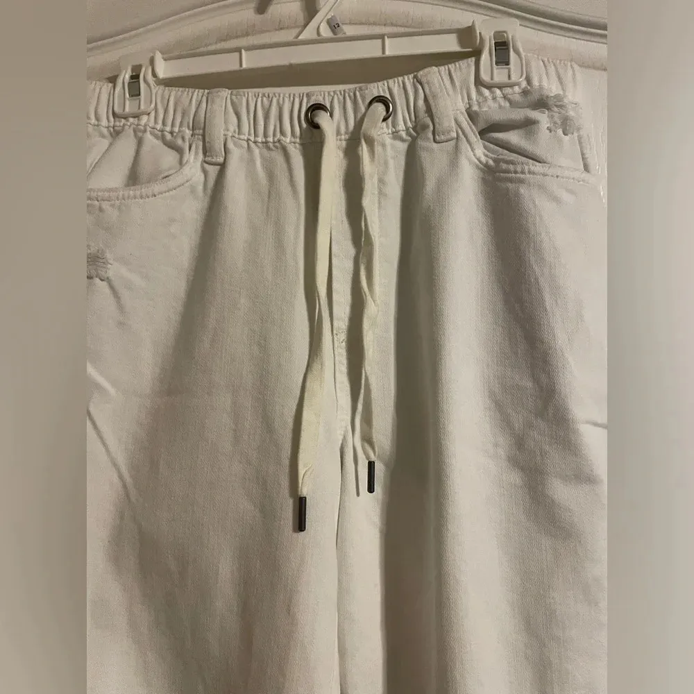Aerie White Distressed Women’s Pull On Soft Pants Size Medium Basic Minimalist - Image 3