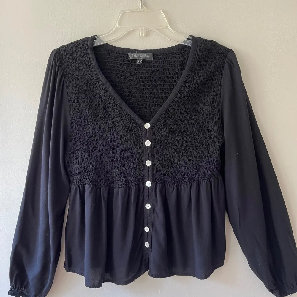 Jolie n Joy Sz XL Black Elastic Smocked V Neck Blouse Bell Long Sleeves Stretch‎ - Image 9