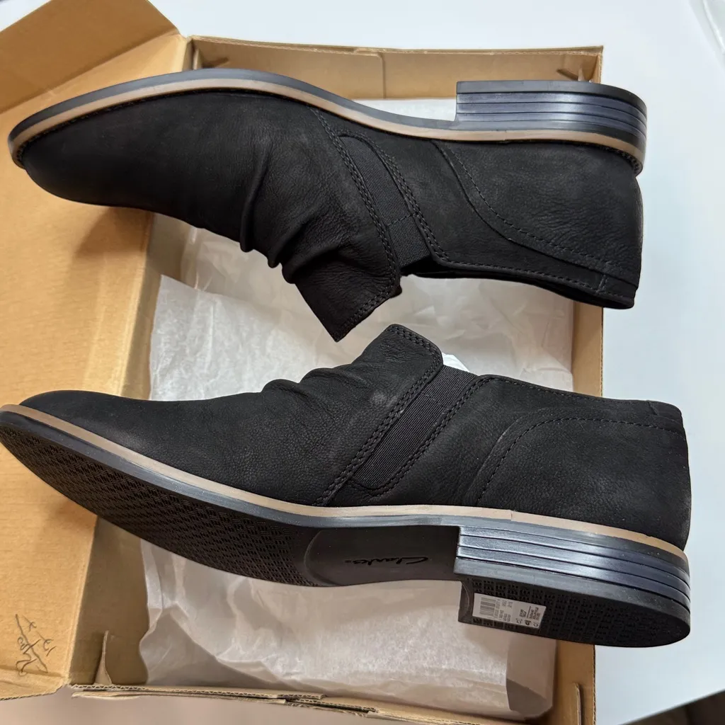 Clarks Women's Camzin Pace Ruched Zip Ankle Booties- Black-Size 11M - Image 10