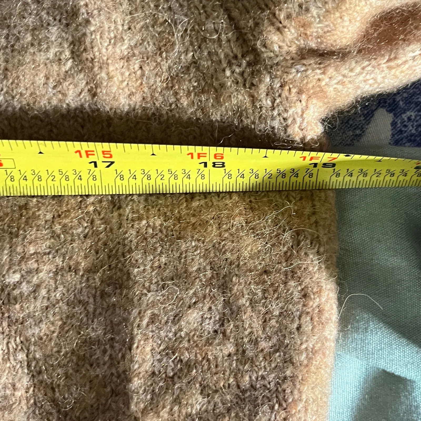 J. Crew Women's Tan Supersoft Rollneck Sweater Boxy Cropped Fit Size Small - Image 4