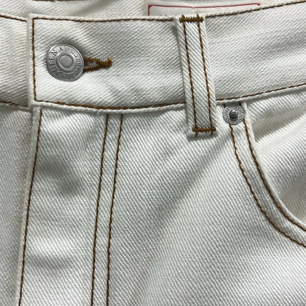 NWT Alexander McQueen White Straight Leg Denim Jeans Sz 28 - Image 7