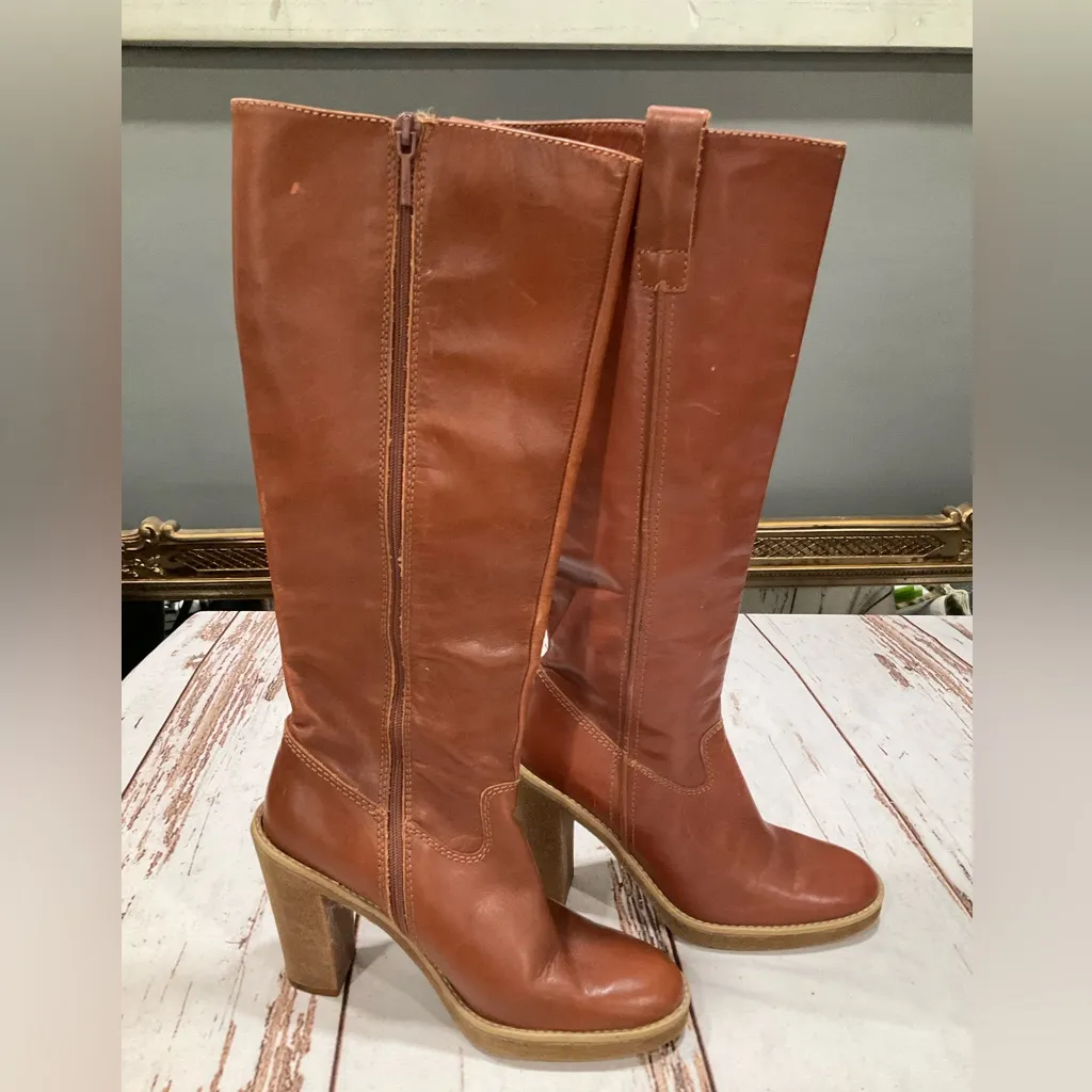 ZARA MADE IN SPAIN LEATHER  BOOTS - Image 2