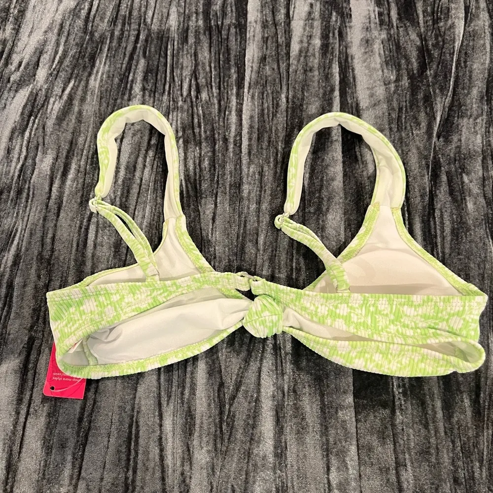 Green and White Patterned Bikini Top Size L - Image 2