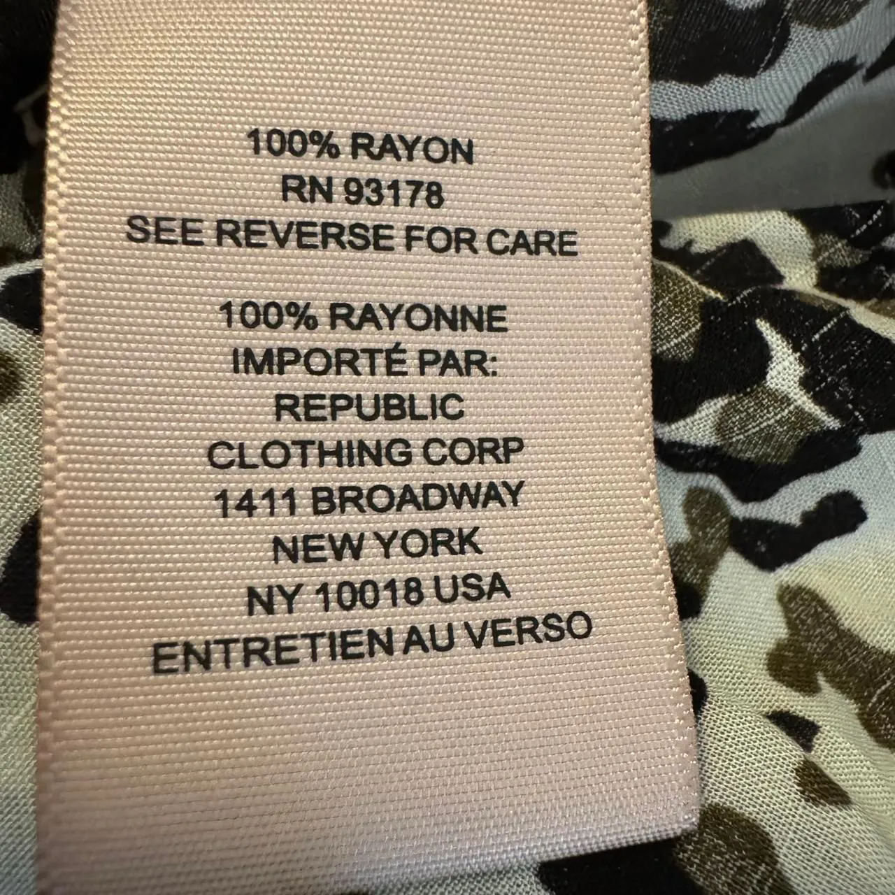 Philosophy Women’s Blouse Size L Animal Print Button Front Short Sleeve - Image 5