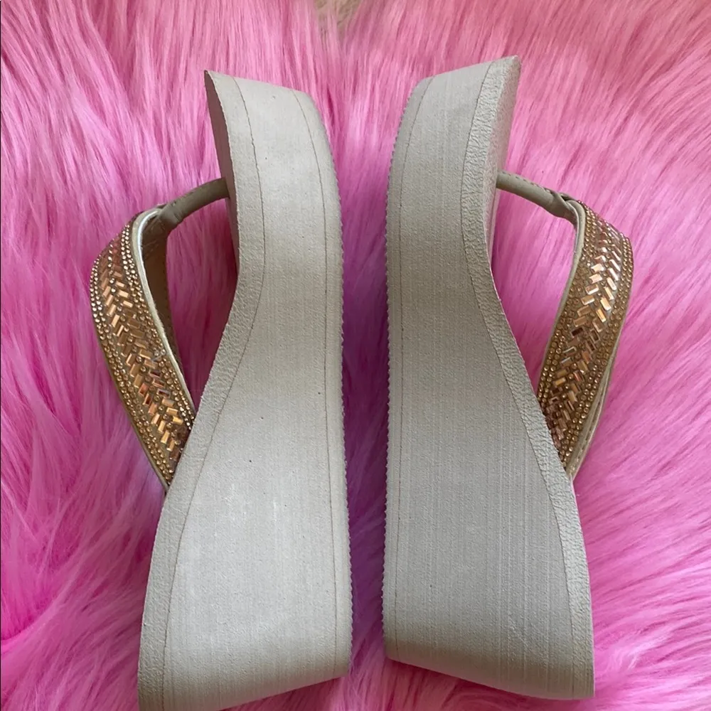 Stylish SO Beige Flip-Flops with Rhinestone Straps - Image 4