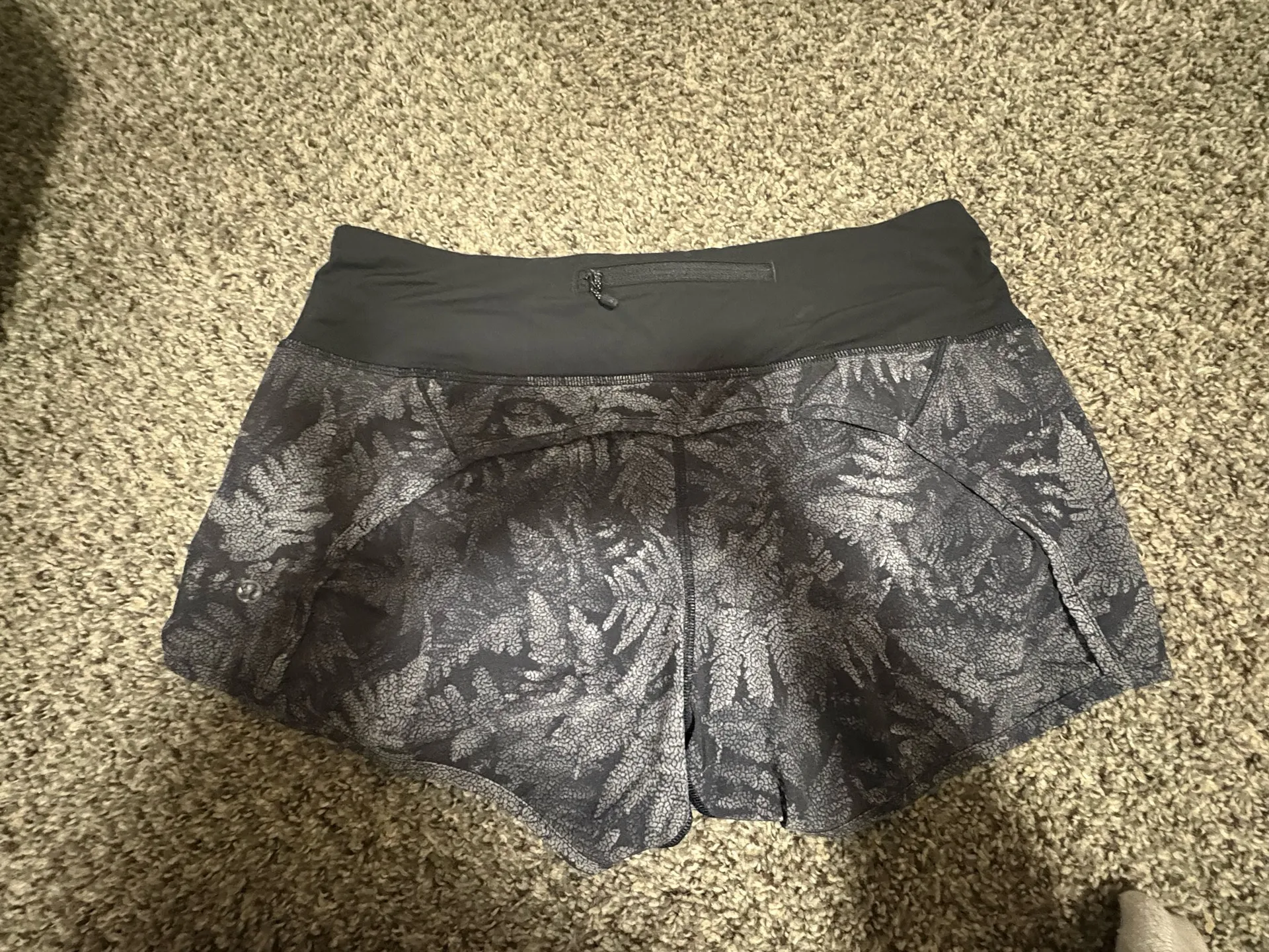 Lululemon  shorts  - Image 2