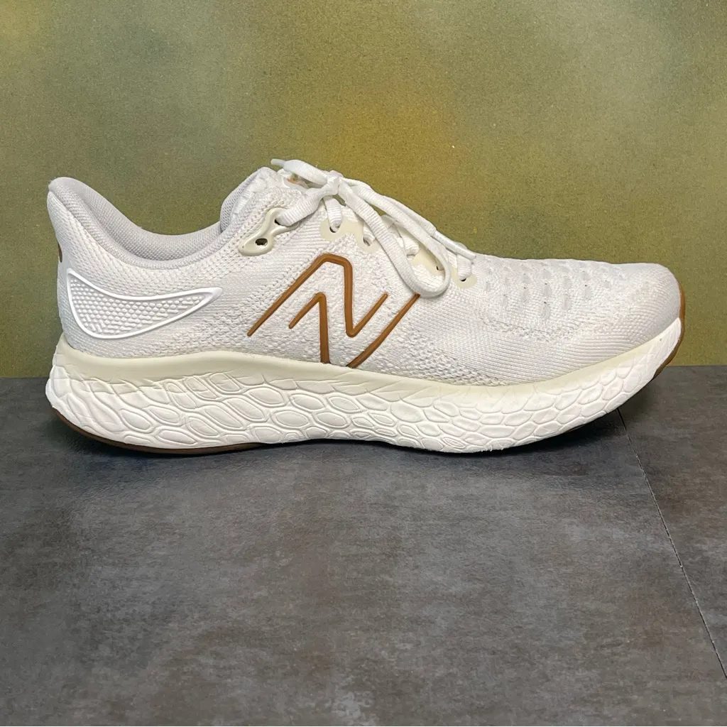 New Balance Fresh Foam X 1080 Women's White Running Shoes Size 8.5B - Image 13