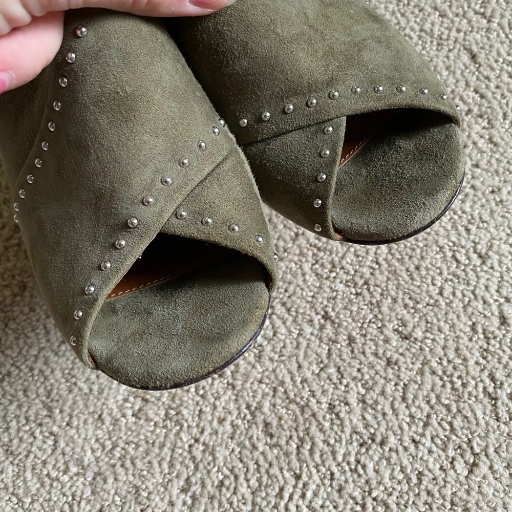 Authentic Givenchy studded criss cross heels green suede grunge - Image 9