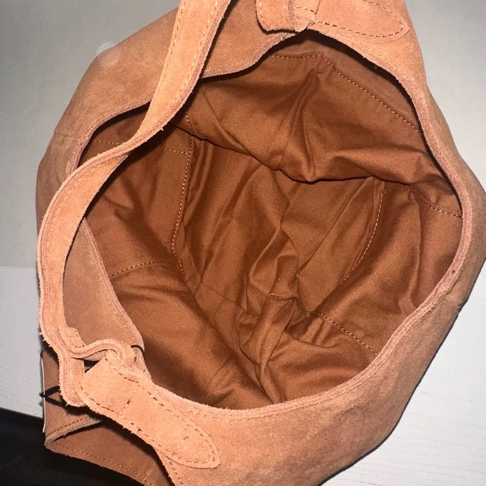 M.I.L.A. Emma Suede Bag in Brown Toffee - Image 9