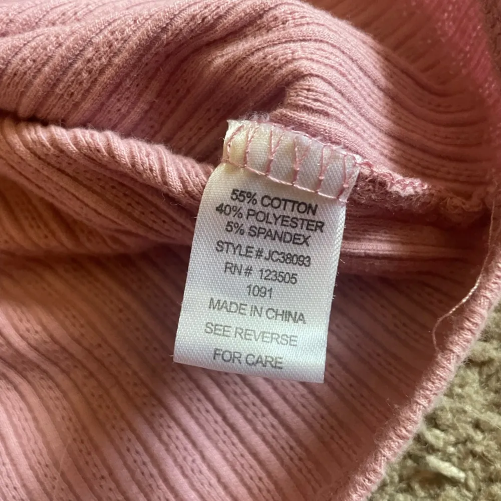 Tilly’s Heart and Hips Ribbed Tribal Spaghetti Strap Cropped Tank Top - Image 9