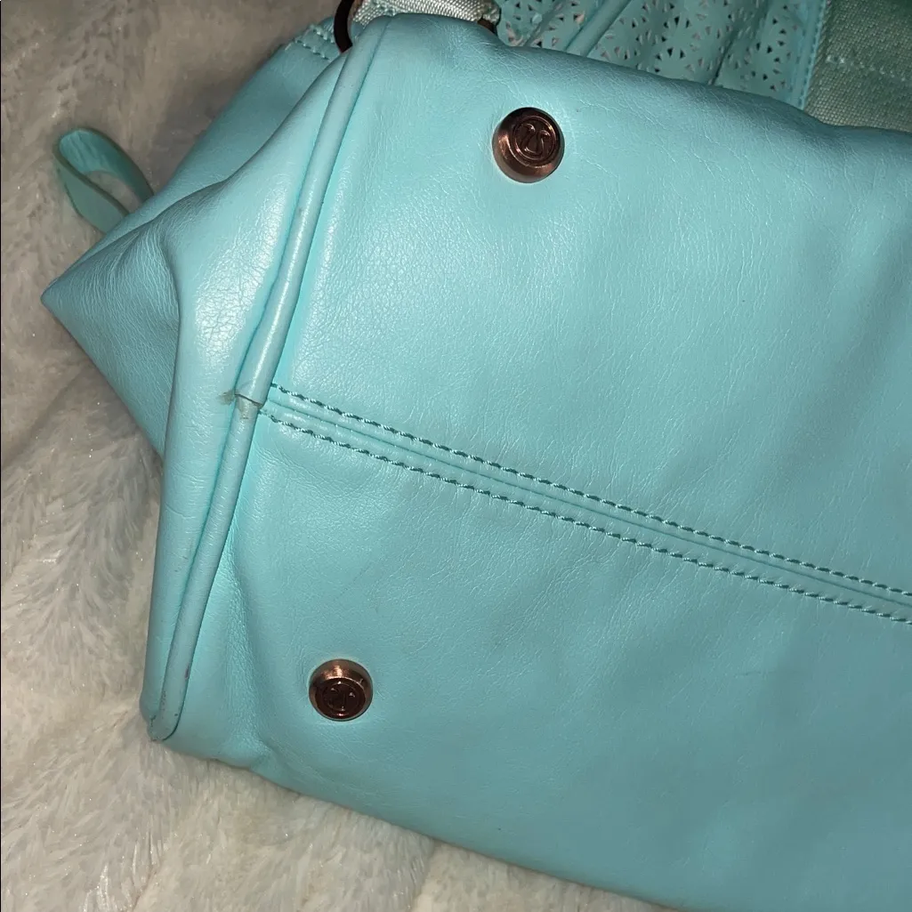 Lululemon Aqua Sweat Once a Day Bag - Image 6