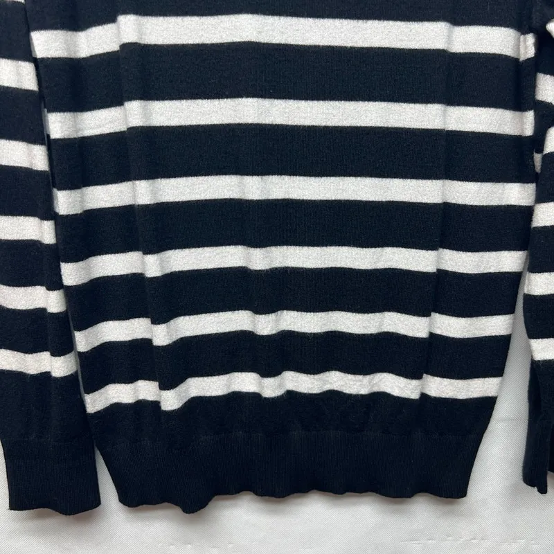 Joseph A Striped Black & White Women's Pullover Mock Neck Sweater Size Medium - Image 4