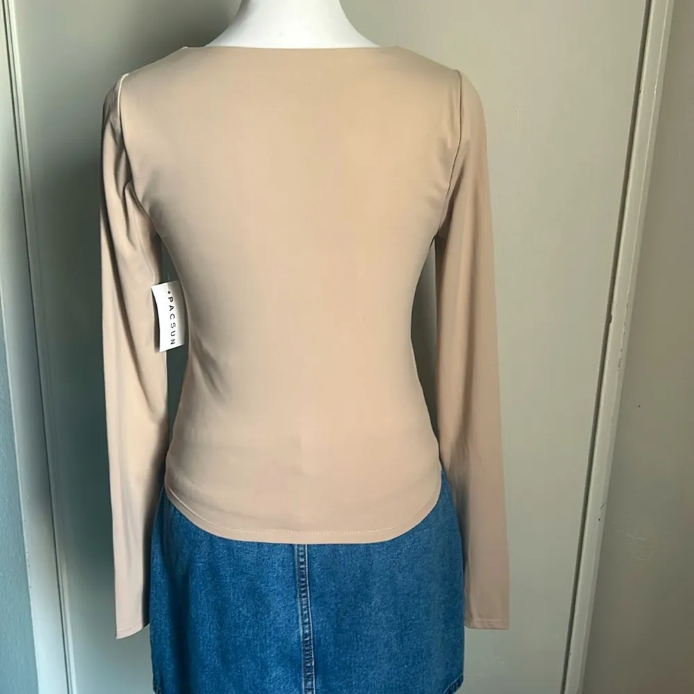 New Contour from PacSun Square Scoop Neck Compression Fitted Long Sleeve Tee Top - Image 3