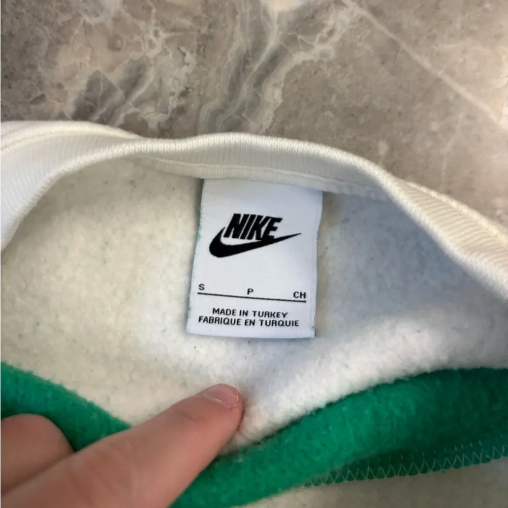 nike crew neck sweatshirt - Image 3