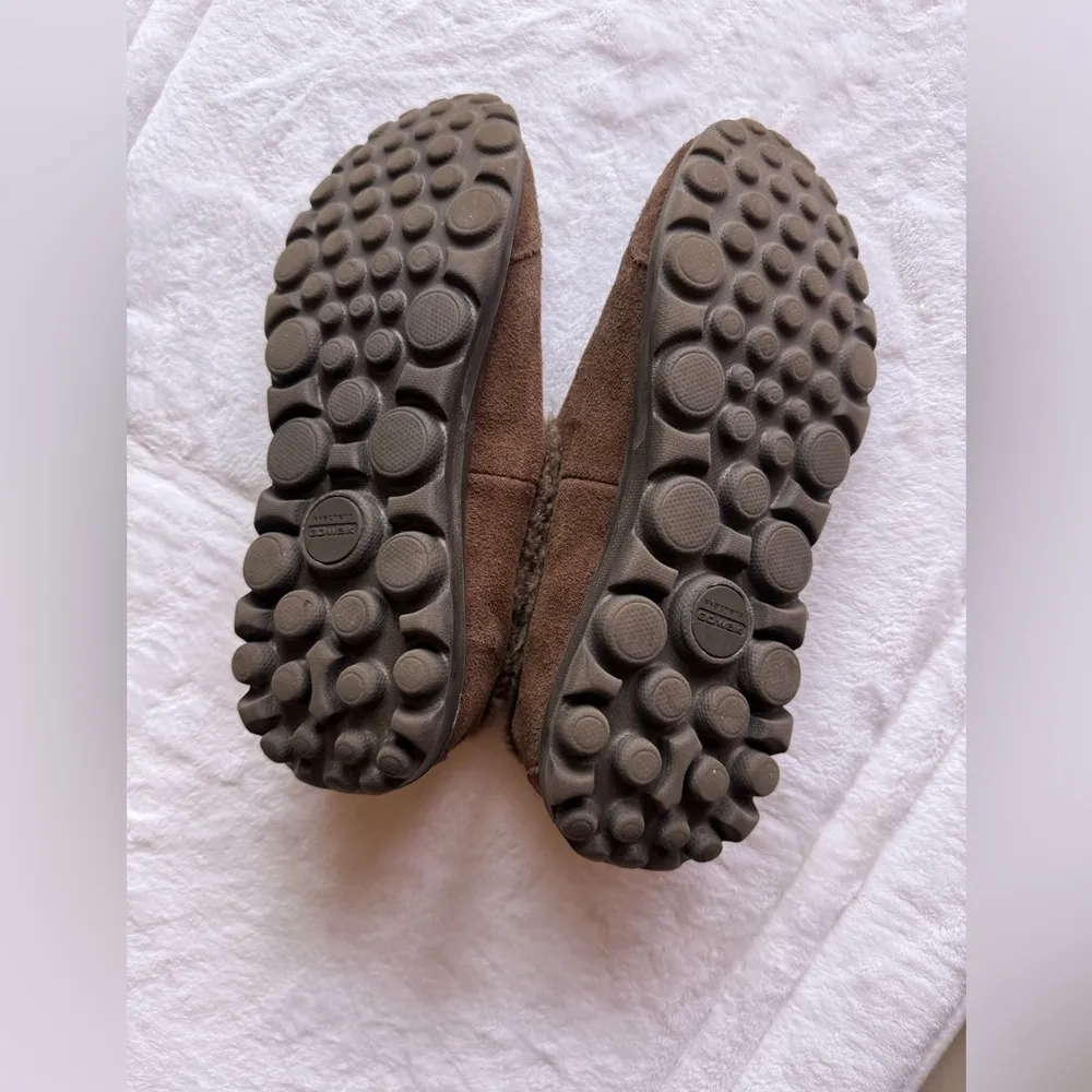 Skechers Memory Form Fit Slip-On Loafer Brown Suede Faux Fur Lined comfy 7.5 - Image 7