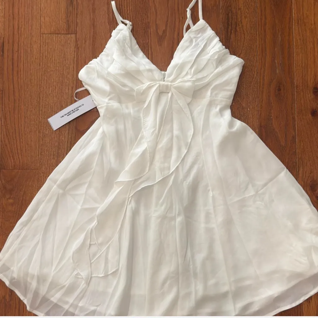 Princess Polly Moon Quartz Mini Dress White Size 6 NWT - Image 2