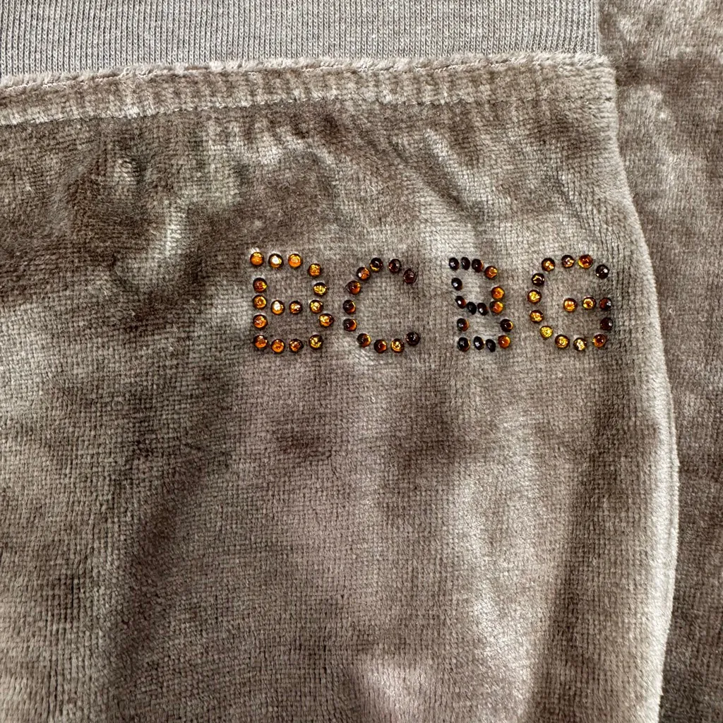 BCBGMaxazria Brown Velour Track Pants Rhinestone Logo Loungewear Athleisure READ - Image 3
