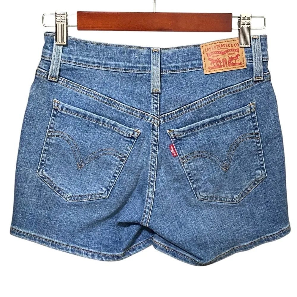 Levi’s Mid Length Denim Shorts 24 Medium Wash Blue Jean Casual Summer Classic - Image 5